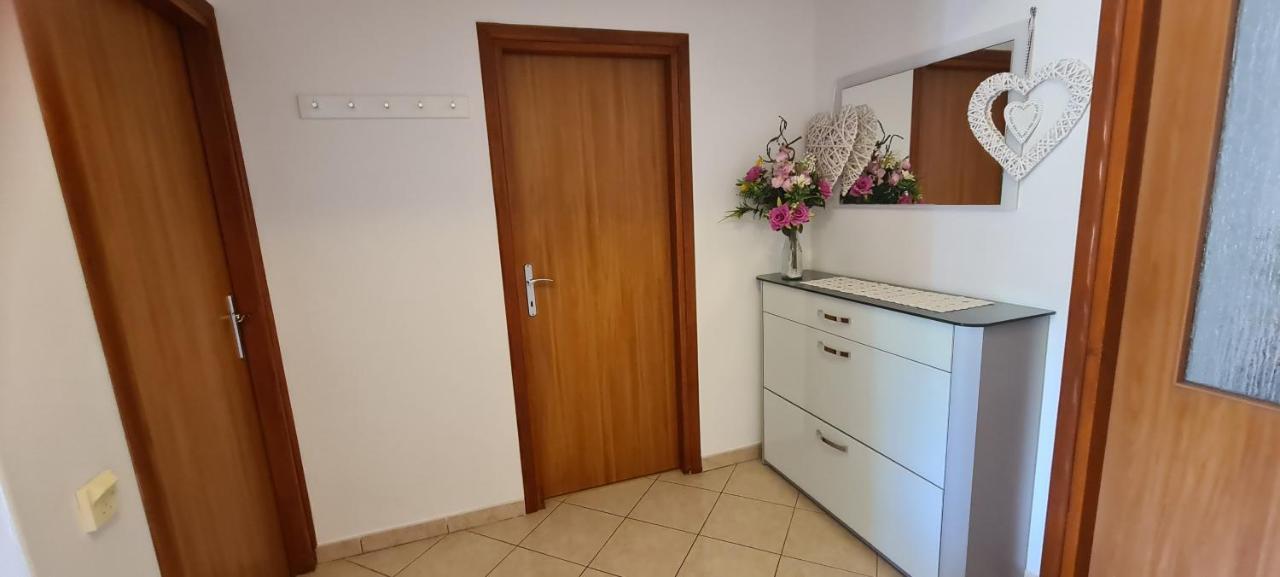 Apartman Mia Baska  Bagian luar foto